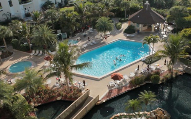 The Charter Club of Marco Beach