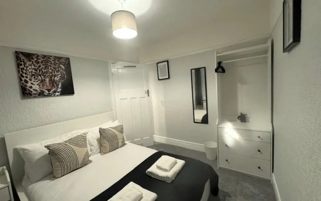 Kentmere Apartment - 2 Bedroom