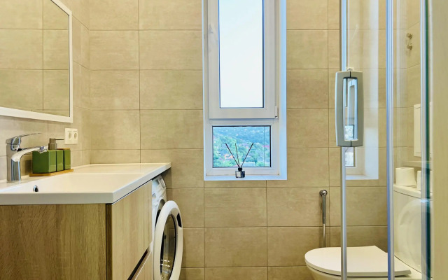 UzorApart is a comfortable studio in the center with stunning sea views