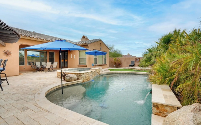 Goodyear Oasis w/ Private Pool & Hot Tub!