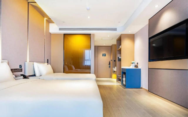 Atour Hotel Binhe West Road Peacock River Landscape Belt Korla