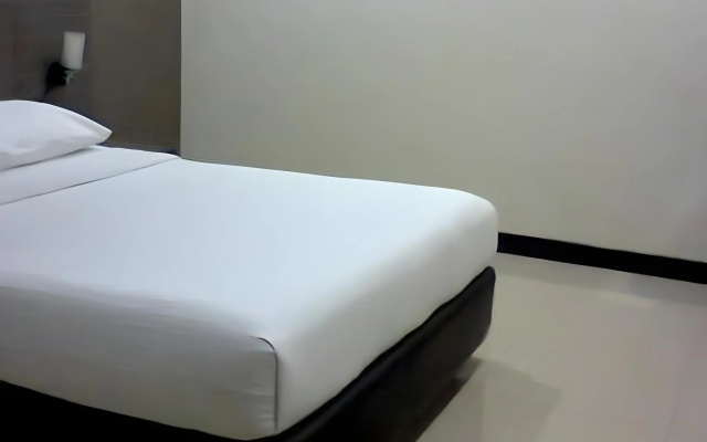 Permata Hotel – Guest Rooms – Purwakarta