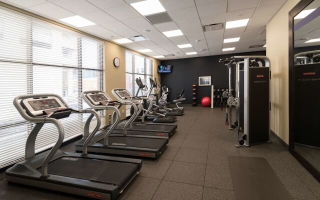 Hampton Inn & Suites Tulsa Downtown