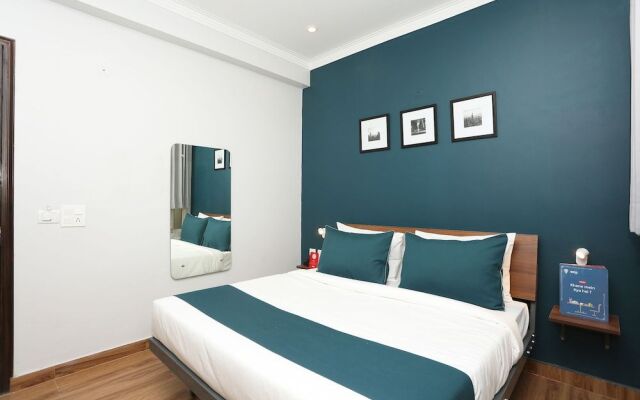 SilverKey Executive Stays 19650 Huda Star Mall
