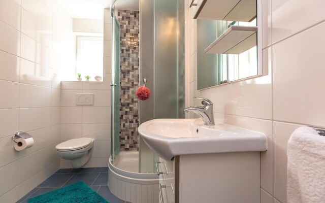 Amazing Home in Baska Voda With Wifi and 1 Bedrooms