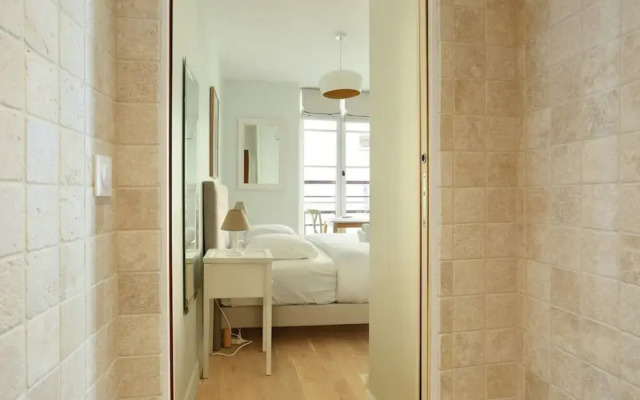 Charming Flat With AC - Center of Paris