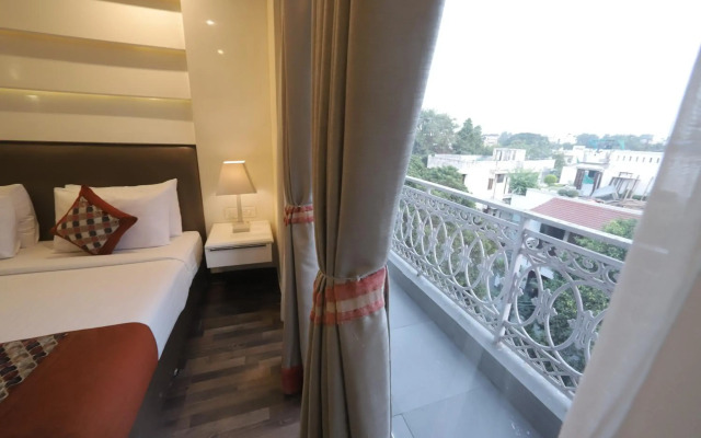 OYO 2637 Hotel Picasso Prive