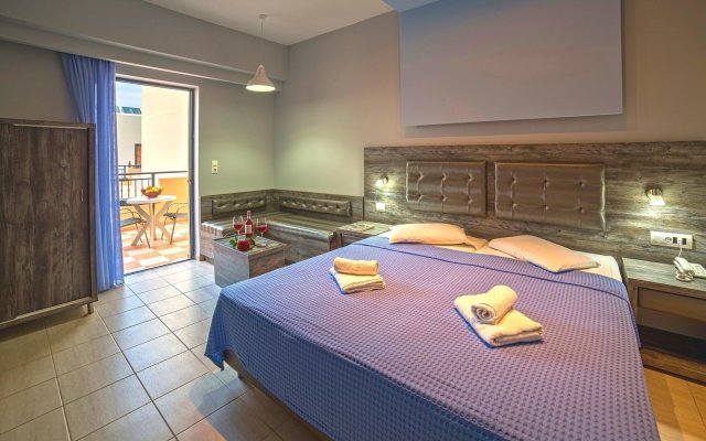 Blue Aegean Hotel & Suites