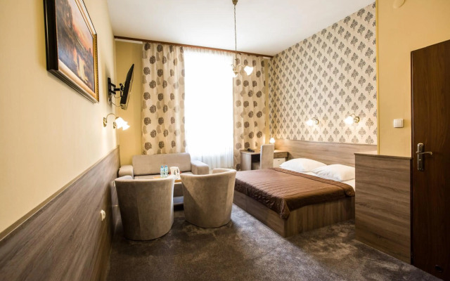 Hotel Maksymilian