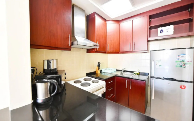 AND - Modern Furnished Studio Apartment