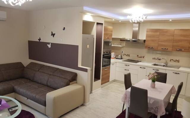 Apartament Perlla