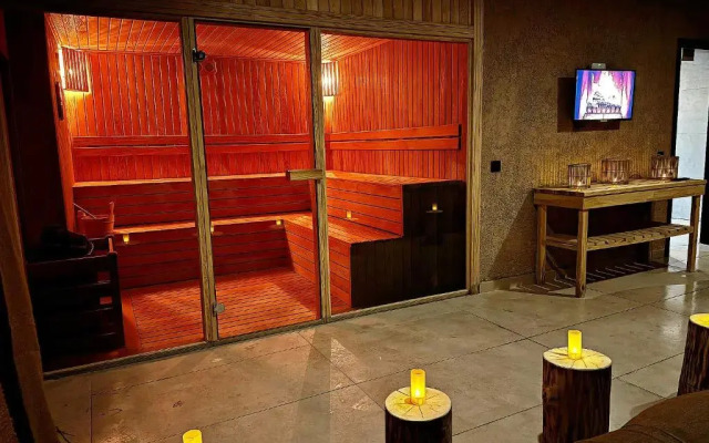 Wolf Of The City Hotel & Spa