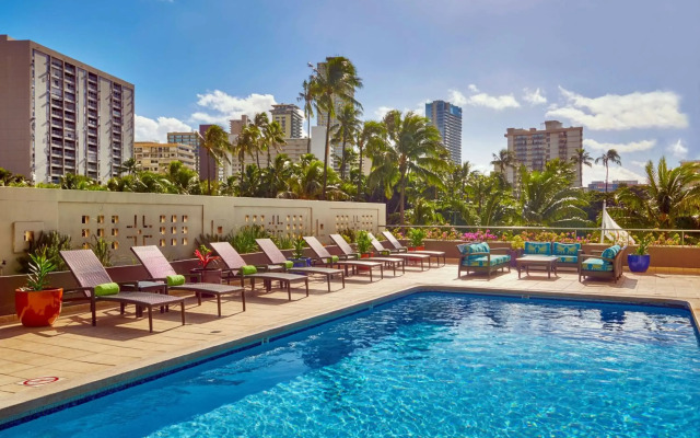 DoubleTree by Hilton Hotel Alana - Waikiki Beach