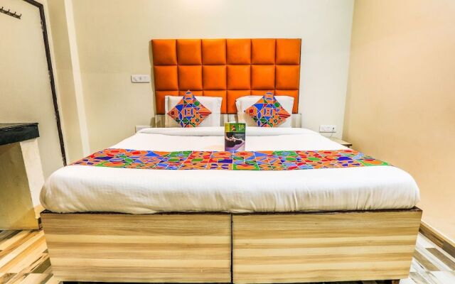FabHotel Clink