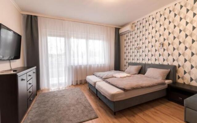 Weninger Apartman Lakas