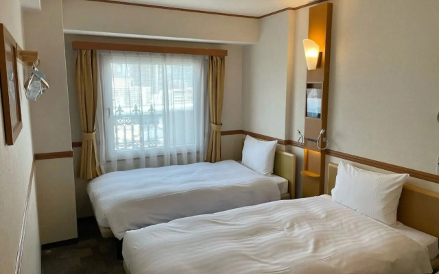 Toyoko Inn Osaka JR Noda Ekimae
