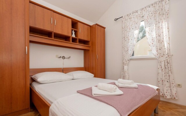 Awesome Apartment in Promajna With Wifi and 1 Bedrooms