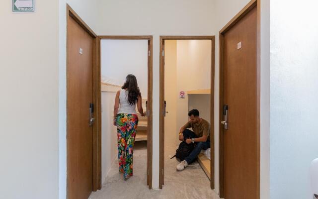Oostel Smart Hostel