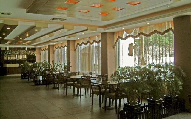 Zhuhai Junlin Hotel