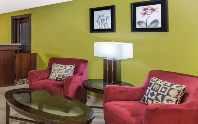 Travelodge by Wyndham Newport