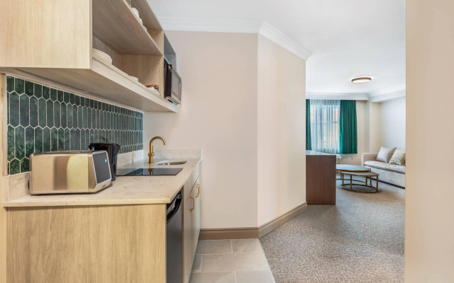 Velora Hinton, Ascend Hotel Collection