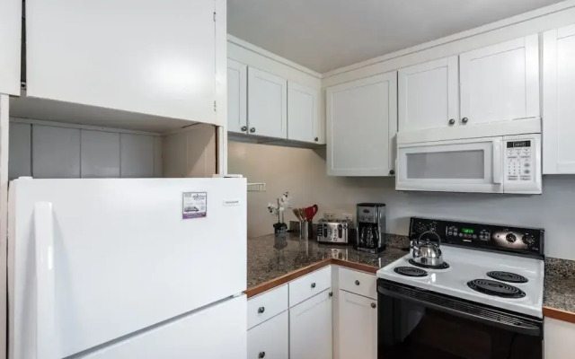 Amazing Luxury Beach Condo Lahaina