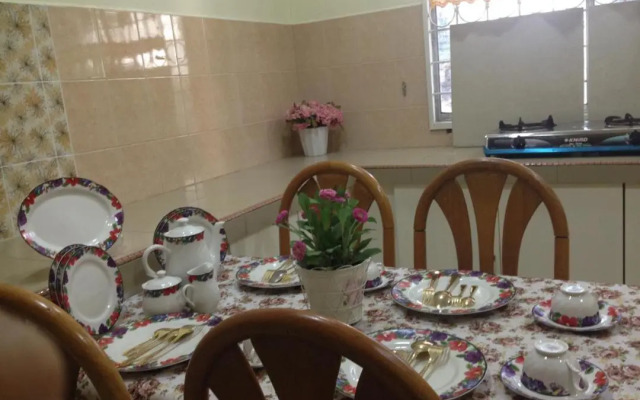 KK Homestays 6 Rooms