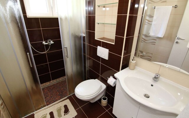 Modern Apartment in Kastel Stari