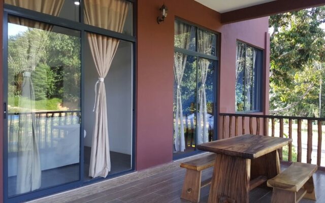 The Acacia Retreat