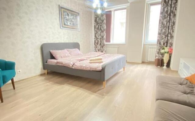 New Ultracentral Bedroom and Living Apartment Lev Tolstoi