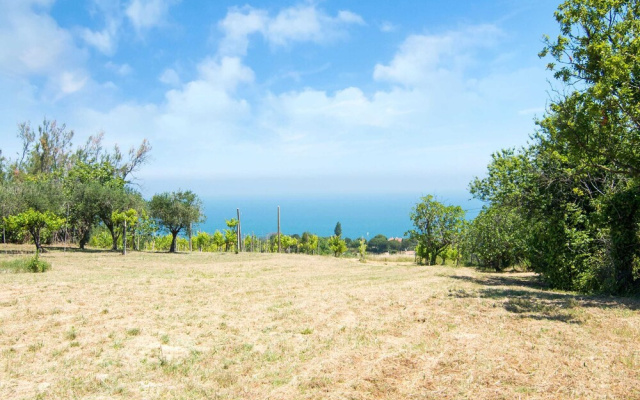 Enchanting Coastal With Views