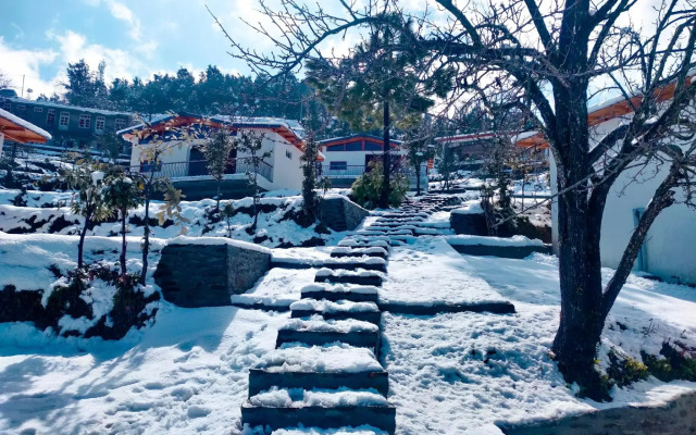Shivoham Himalayan Resort