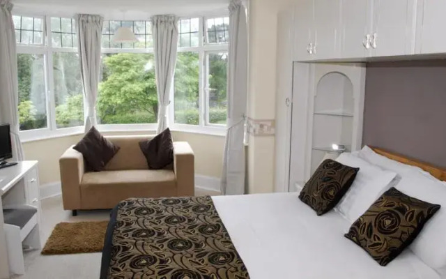 Manor Heath Hotel