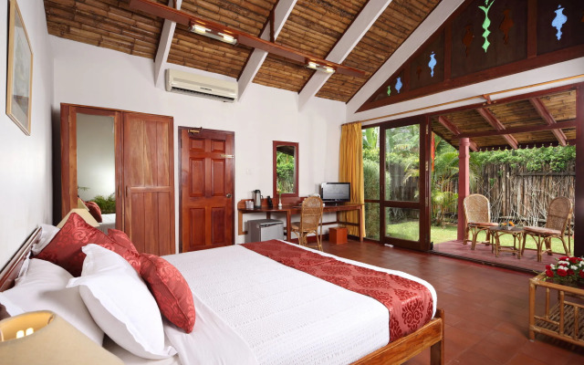 Abad Whispering Palms