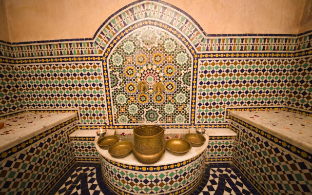 Alwalid Hotel