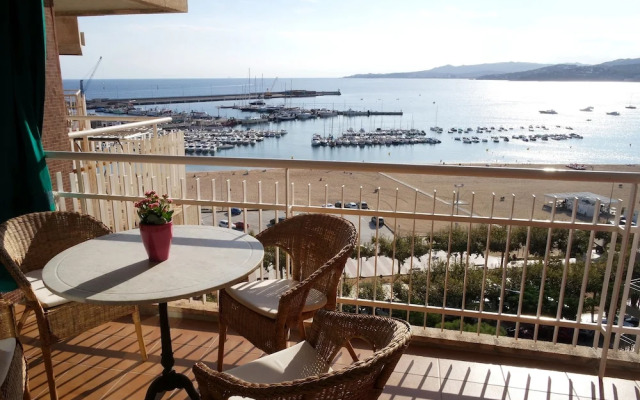 Palamos beach apartment