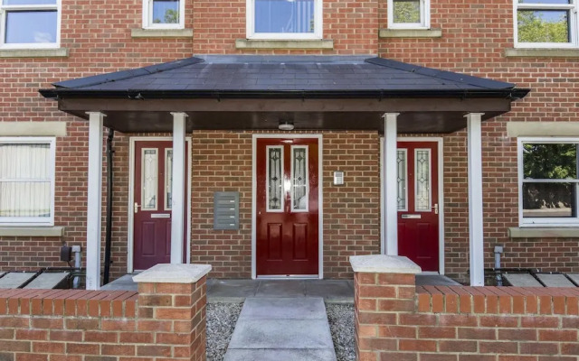 Pullman House Apt 2: 1st Floor