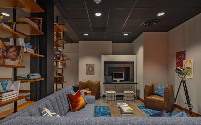 Moxy Phoenix Downtown