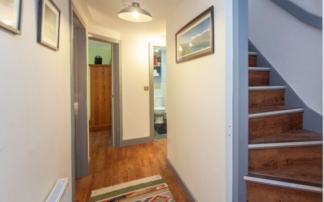 Special 3 Bedroom Townhouse With Parking in Bristol