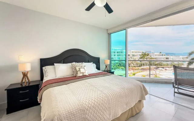 ARIA Residence Beachfront luxury