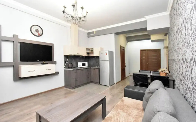 Apartment in Teryan street