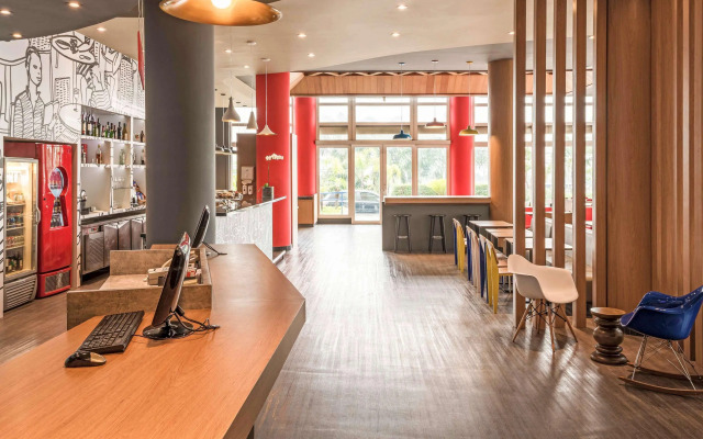 ibis Tamboré