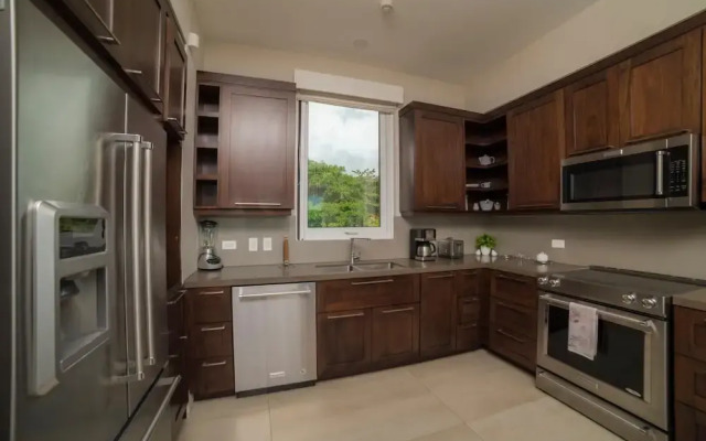 Miramar 6A 3 Bedr 3 Bath Ocean View