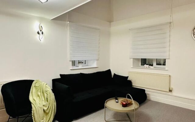 Home Away From Home- City Centre Gem