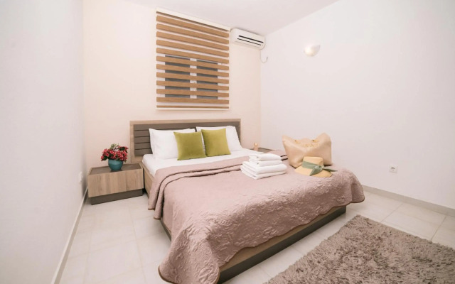 Apartments Lungo Mare