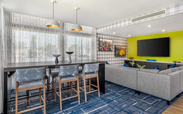 Best Western Plus Rialto