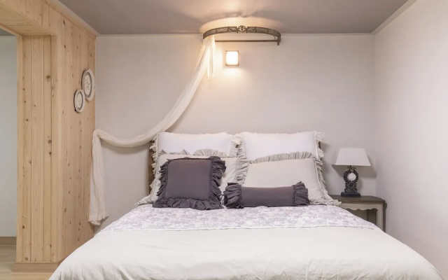 Lim Sea Side Poolvilla Pension