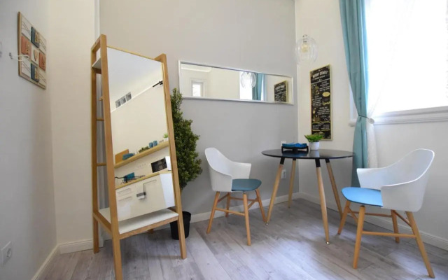 Standard Apartment by Hi5 - Fejer Gyorgy St