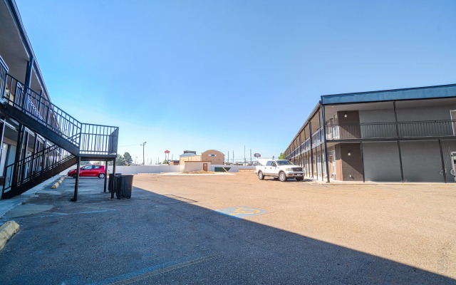 Hotel Comfort Stay by OYO Texarkana East, AR I-30