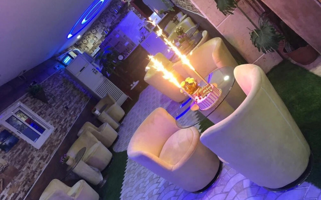 Jawhrat Al Koon Apartment